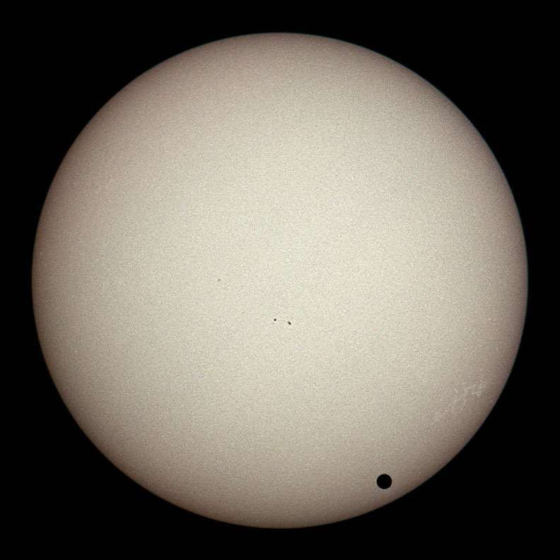 Venus in transit, 2004